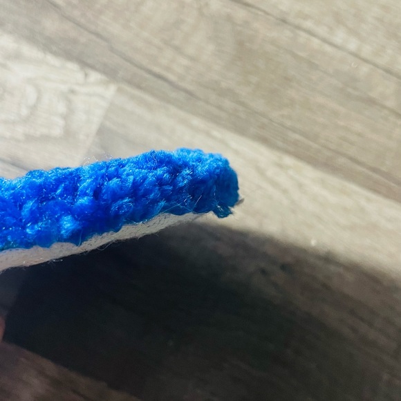 Blue circle table design item/coasters - Picture 3 of 4